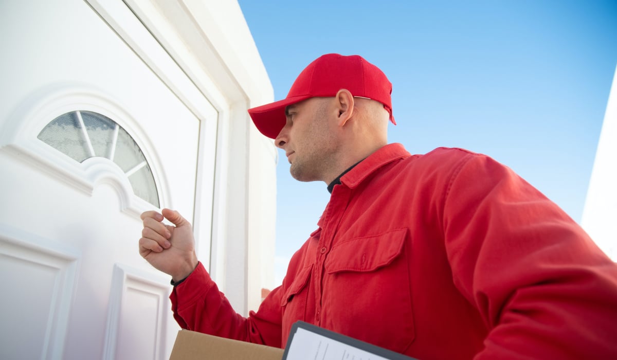 5 Pro Tips for Home Improvement Contractors to Close Leads When Door-to-Door Canvassing